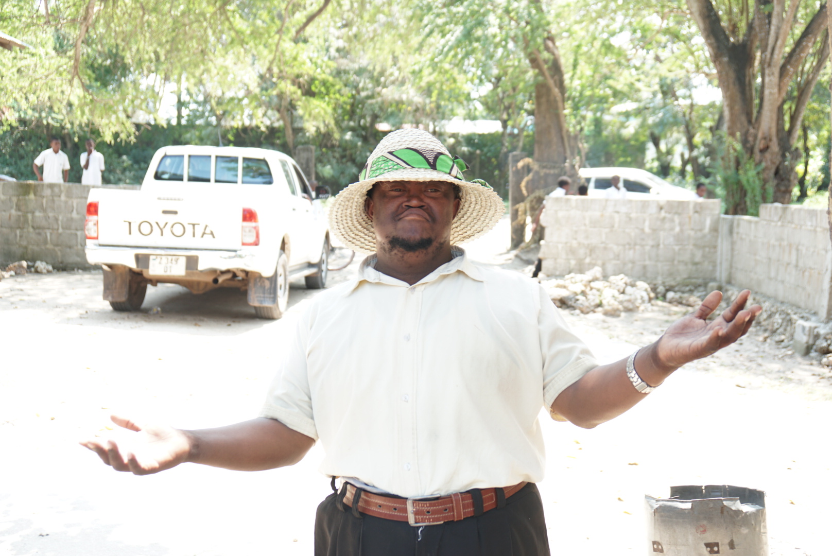 Ung fyr med Downs syndrom på Zanzibar